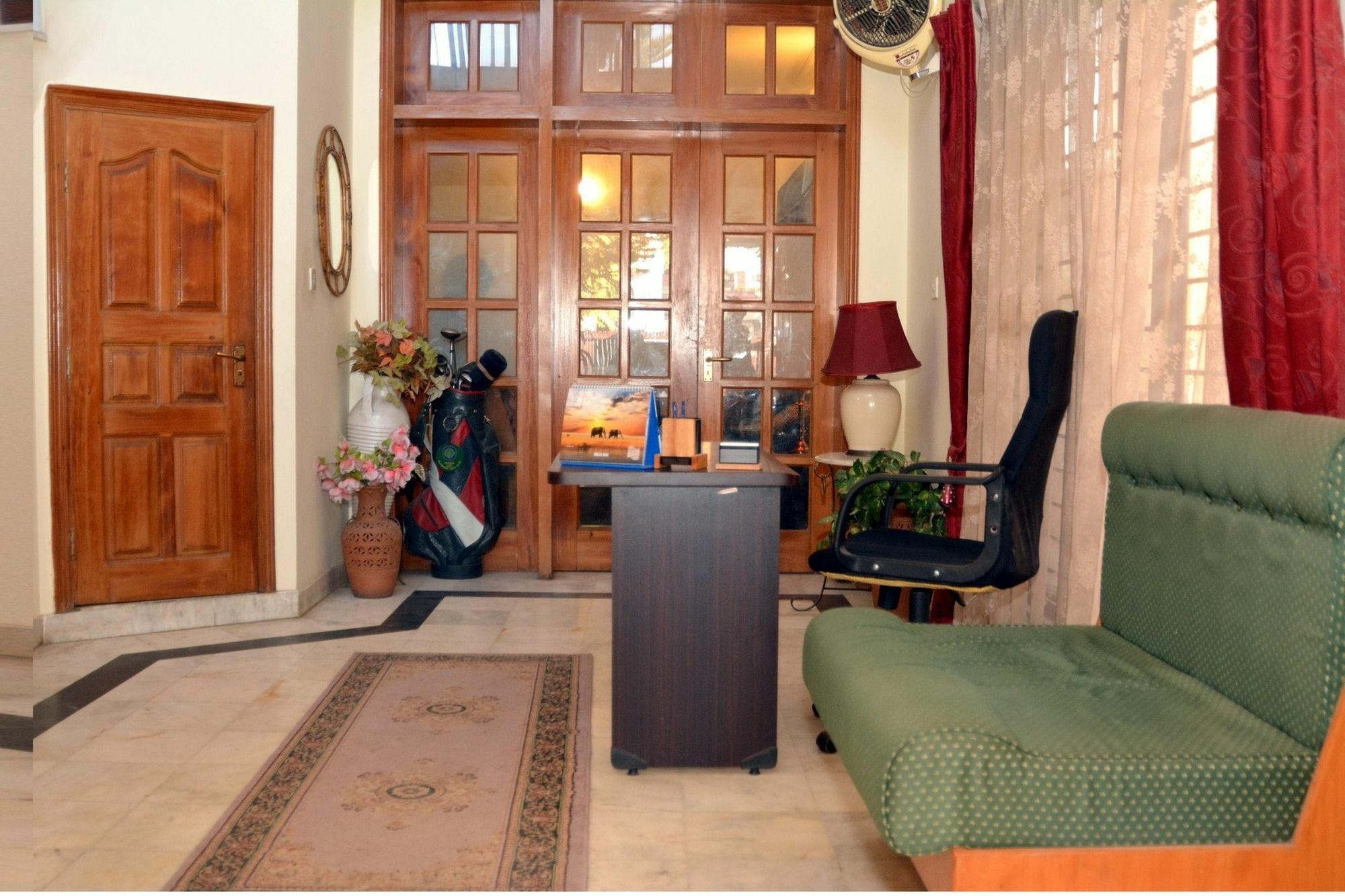 Delano Guest House Islamabad Exterior foto